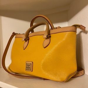 Vintage 1975 Yellow Dooney & Bourke